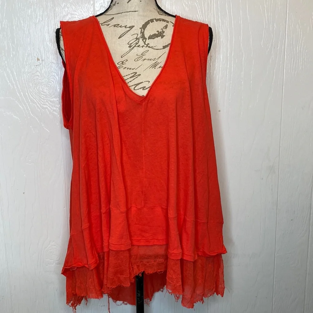 Red V-Neck Layered Women's Tank Top - Picture 2 of 6